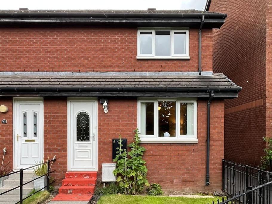 Spacious Home Near Glasgow Green Bagian luar foto