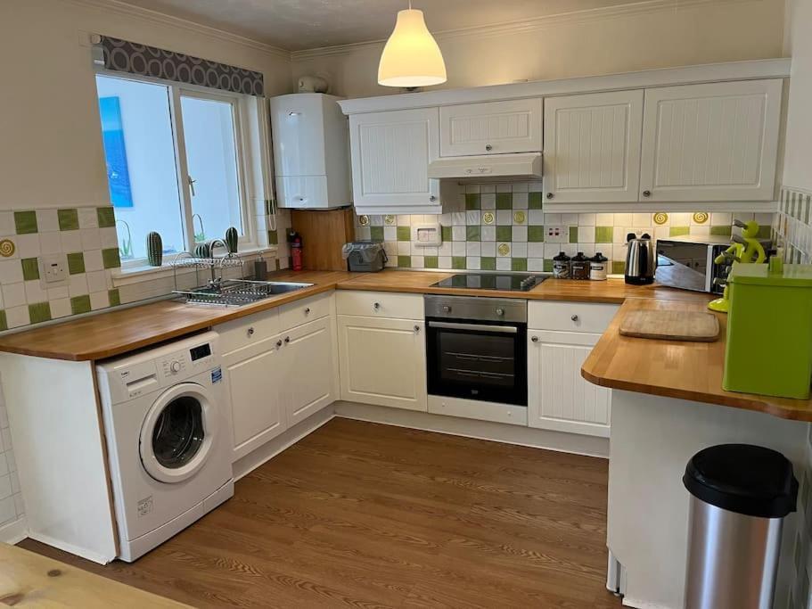 Spacious Home Near Glasgow Green Bagian luar foto